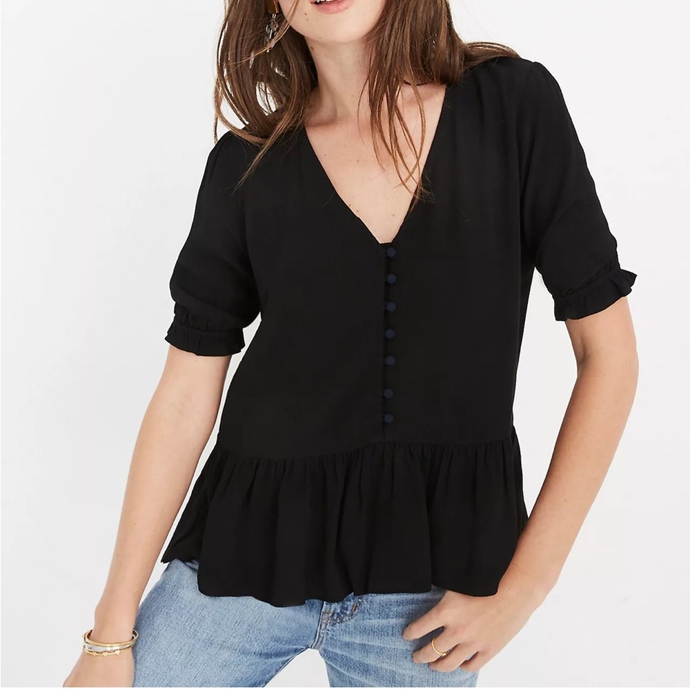 Madewell Courtyard Ruffle-Hem Top
Size M